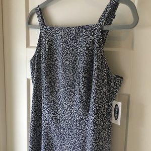 Women’s Old Navy Med Dress.  Navy with small white floral print.